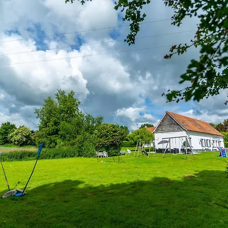 Clubhouse * Beussent